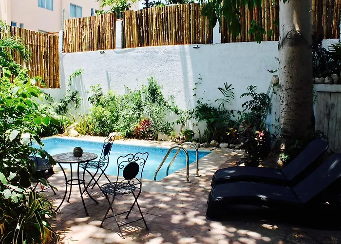Alejandra Boutique 3*